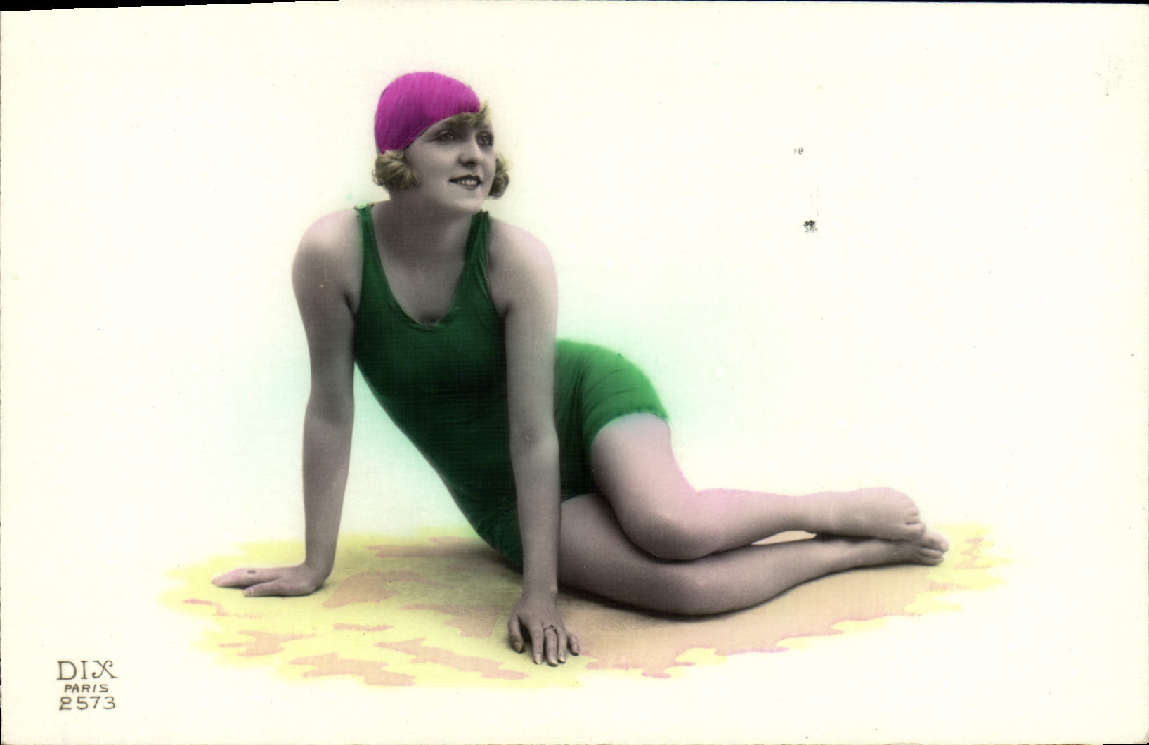 CPA Femme Maillot de Bains 