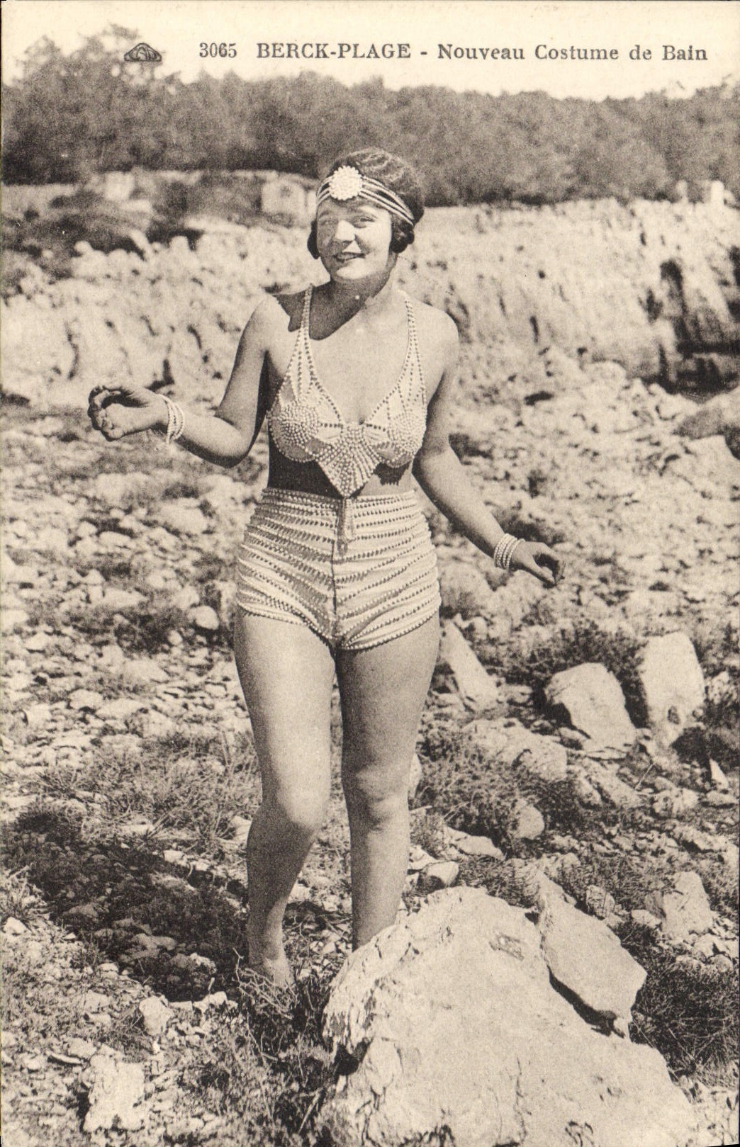 CPA Femme Maillot de Bains Beck Plage Nouveau costume de bain 