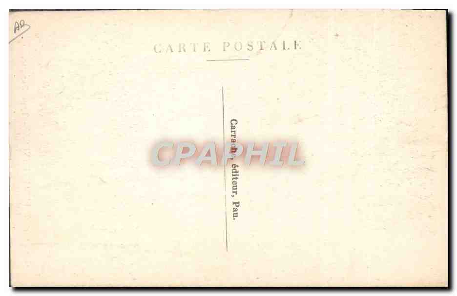 CPA Folklore Pyrenees Type basque Retour de la fontaine  — Verso