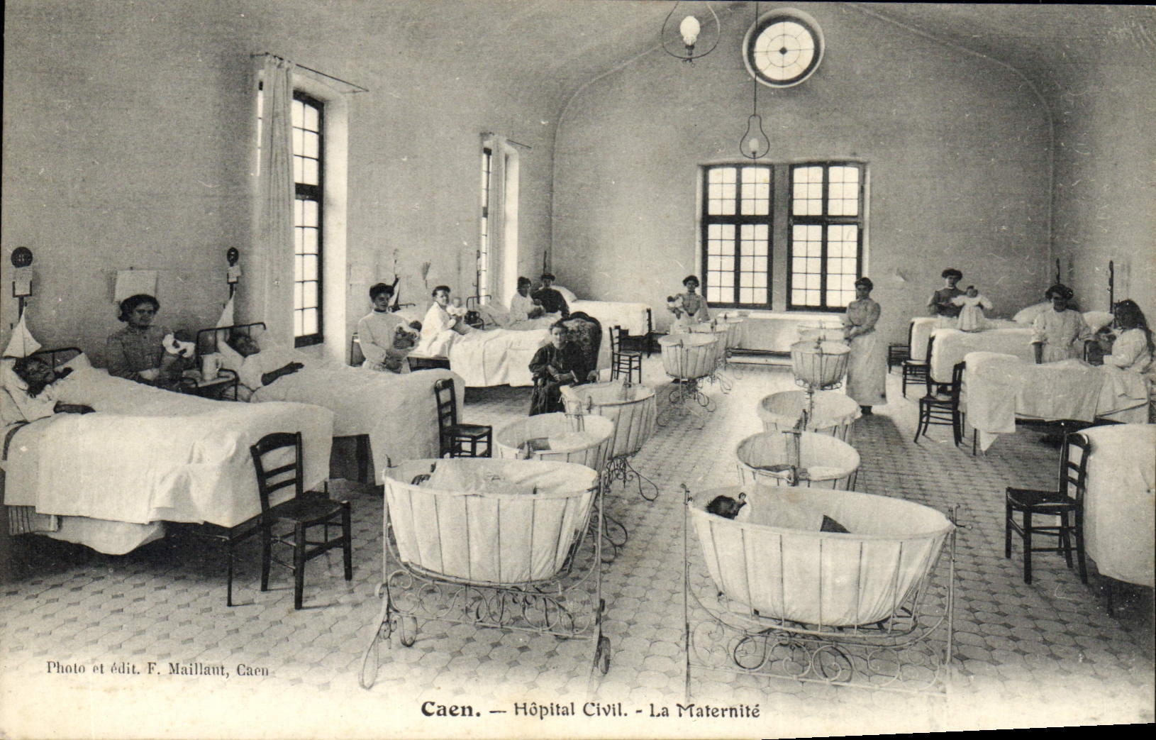 CPA Caen Hopital civil La maternite