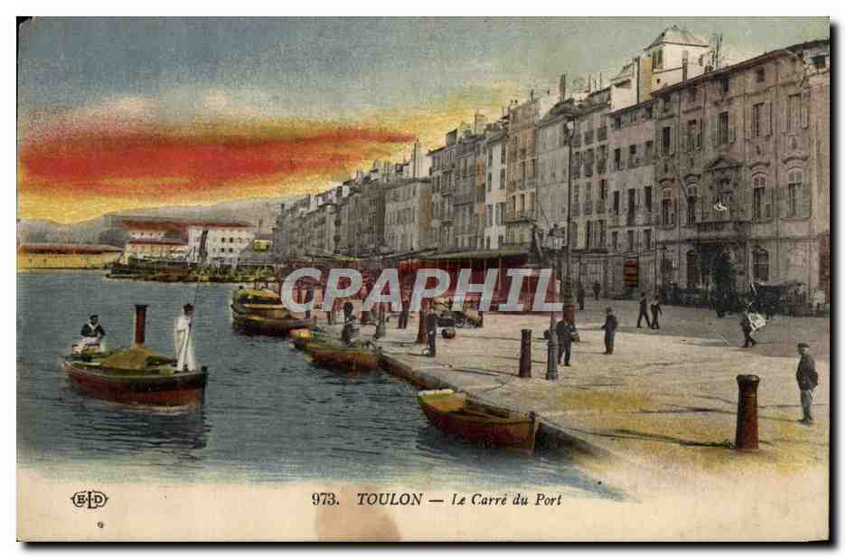 CPA Toulon Le carre du port Bateaux 