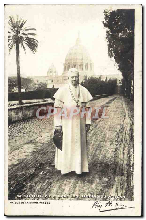 CPA Pape Sa saintete Pie X dans les jardins du Vatican