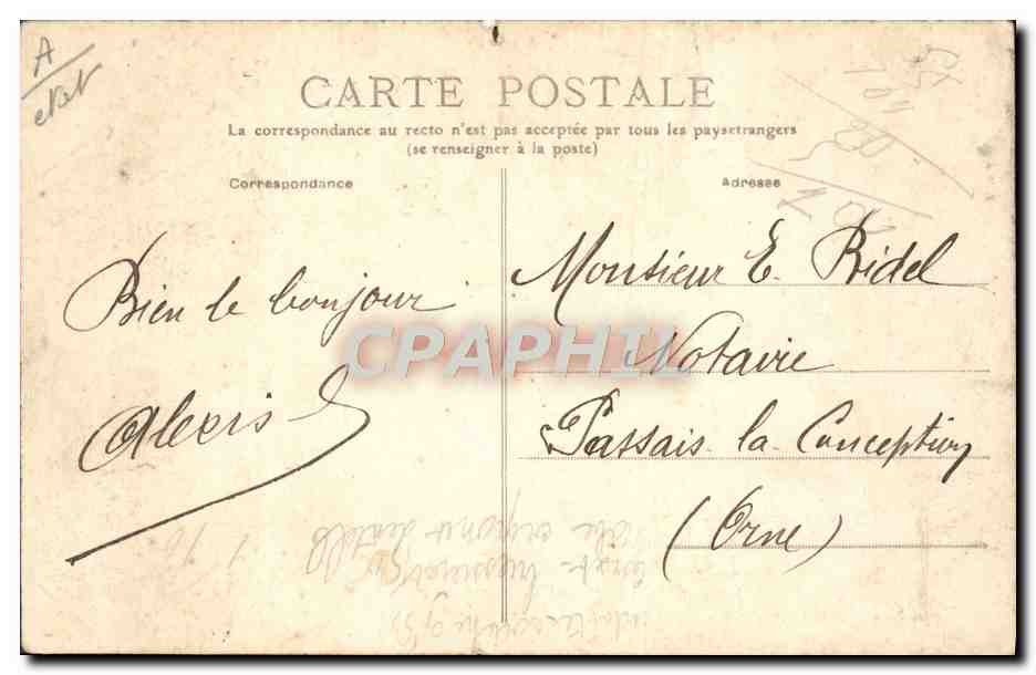 Salto de un jinete sobre una hélice en el Breuil — Saumur (M.-et-L.) — Fr. Voelcker fot., Saumur, depositado — Reverso