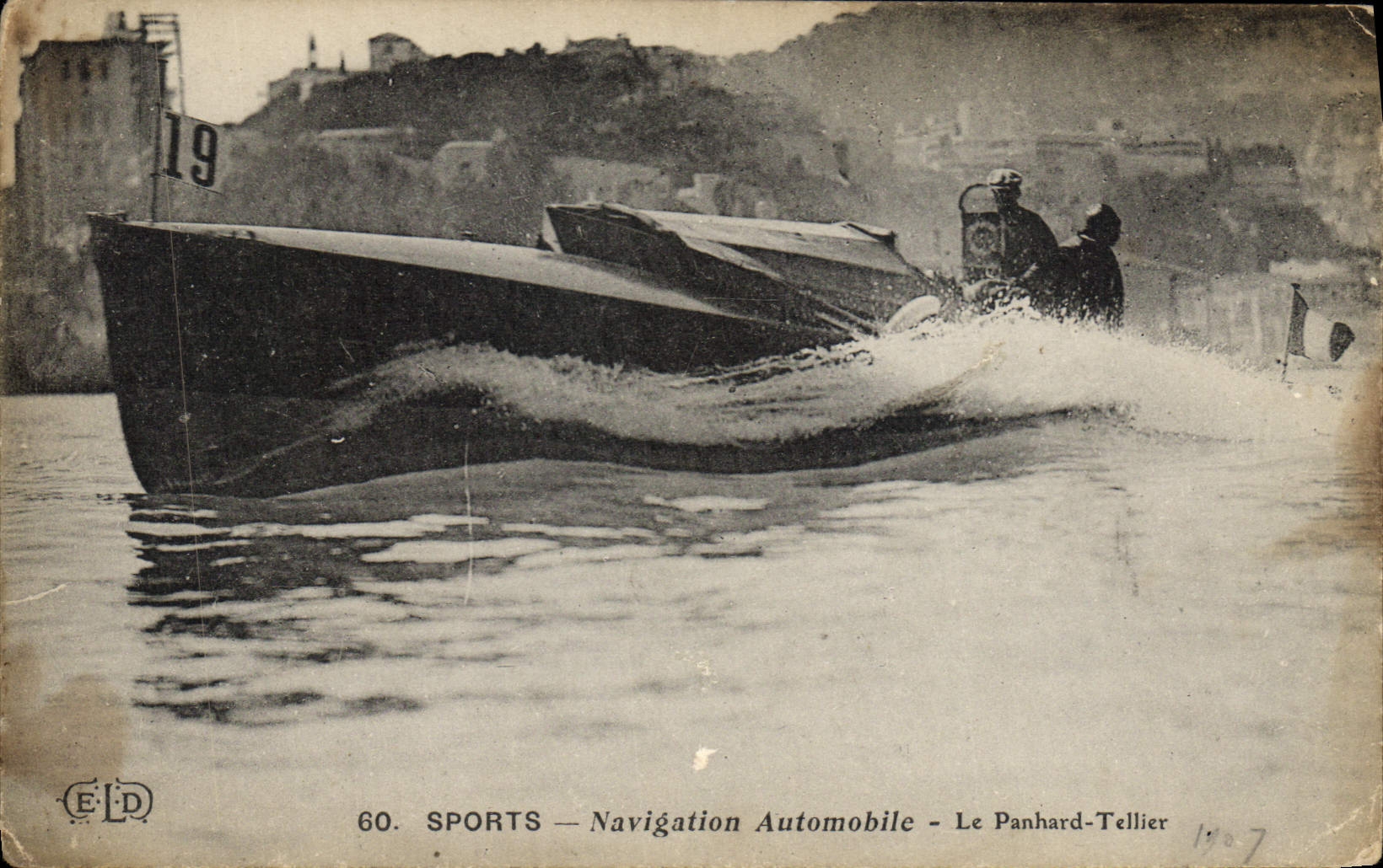 CPA Sports Navigation automobile Le Panhard Tellier