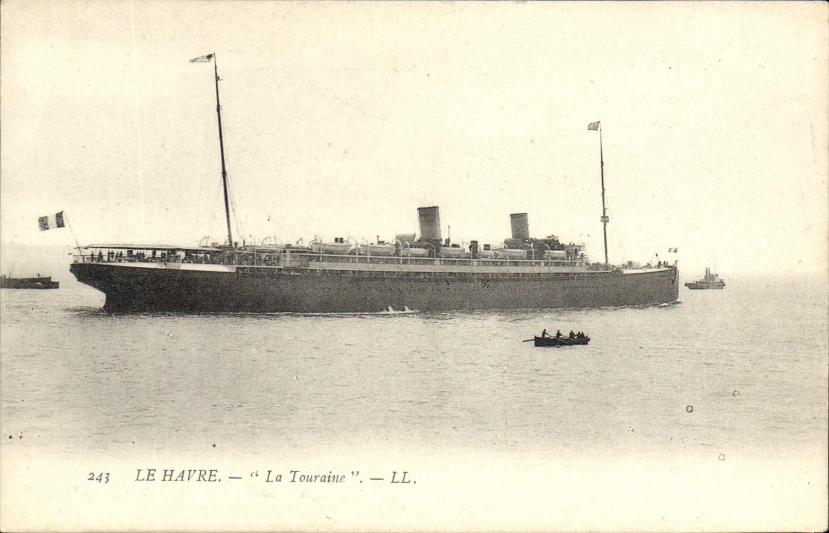 Le Havre — Le paquebot « La Touraine » — LL. — N° 243