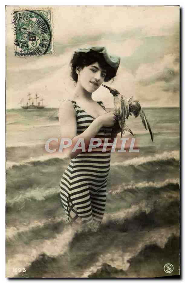 CPA Femme Maillot de Bains Oiseau