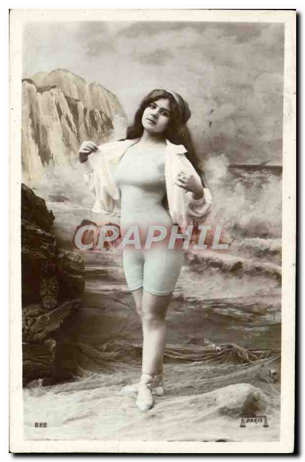 Jeune femme en maillot de bain — scène de plage — Grégoire, Paris, n° 822