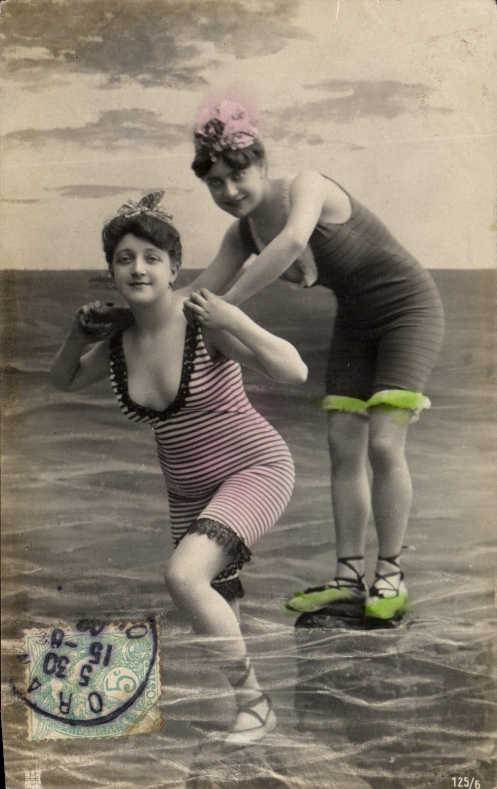 CPA Femmes Maillot de Bains 