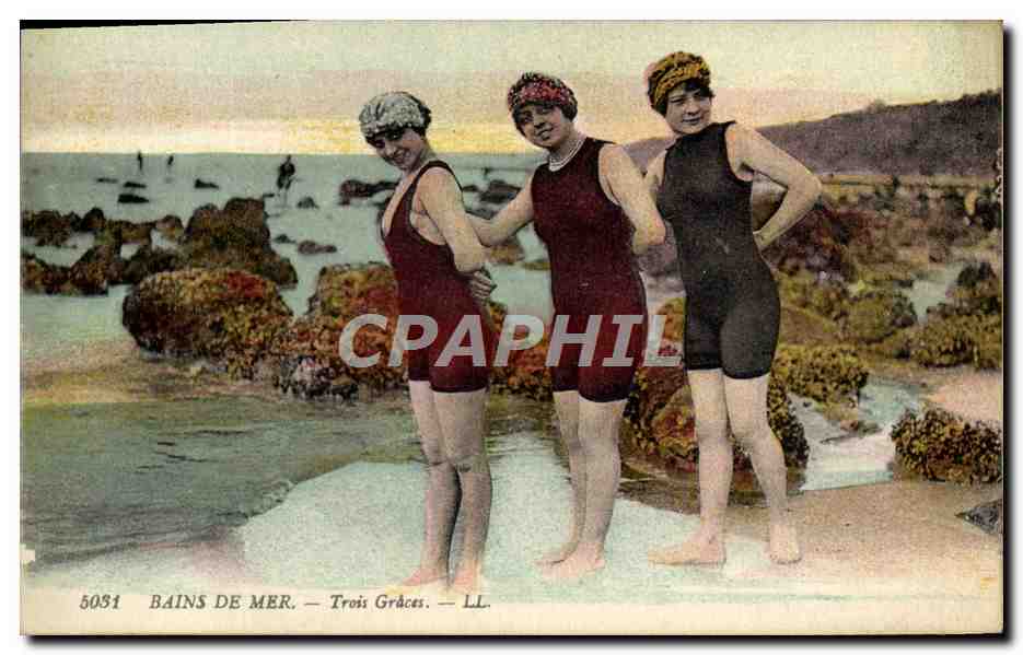 CPA Femme Maillot de Bains Bains de mer Trois Graces