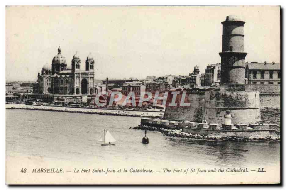 CPA Marseille Le Fort Saint Jean et la Cathedrale 