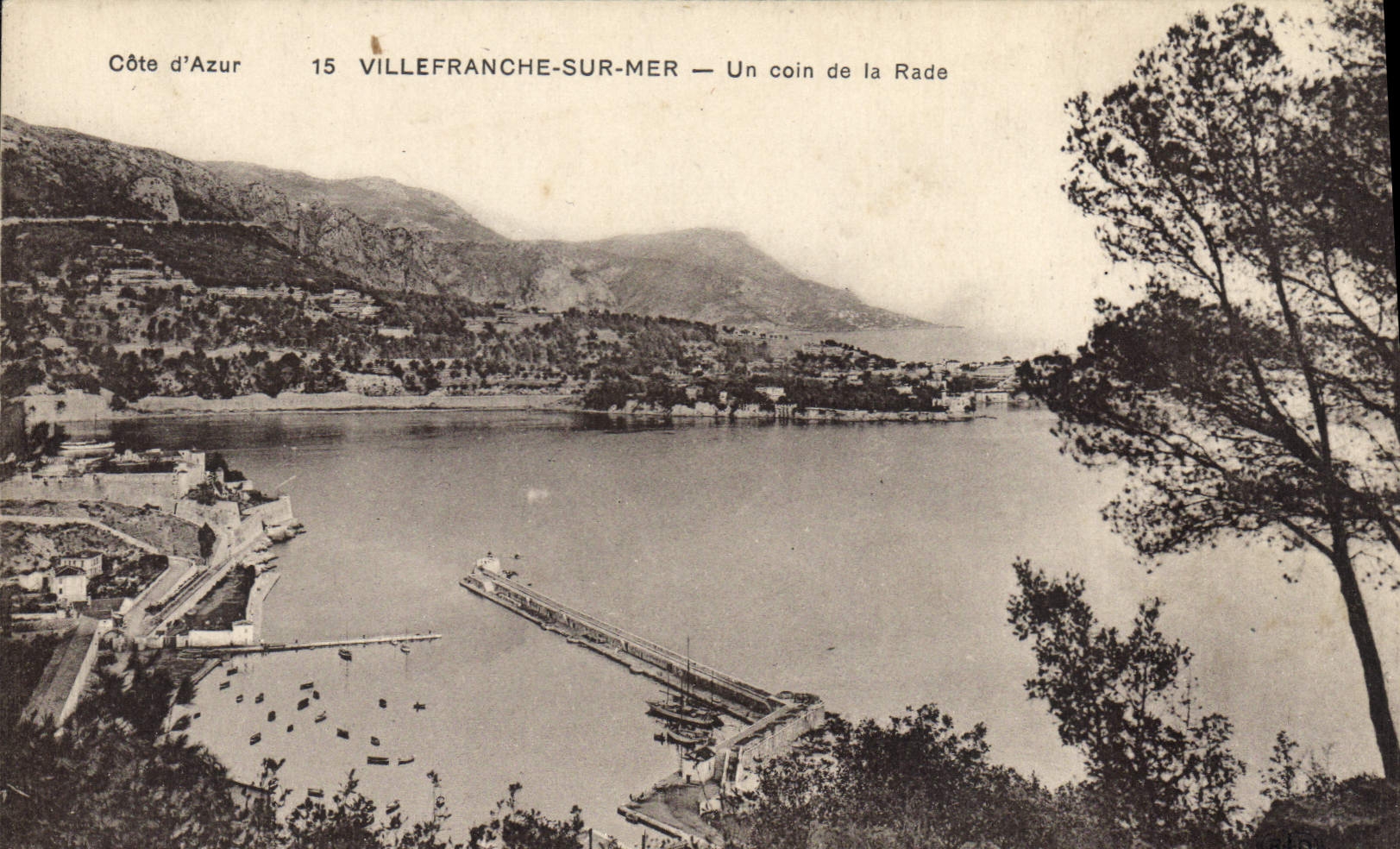 Villefranche-sur-Mer — Un coin de la Rade — Côte d'Azur, n°15