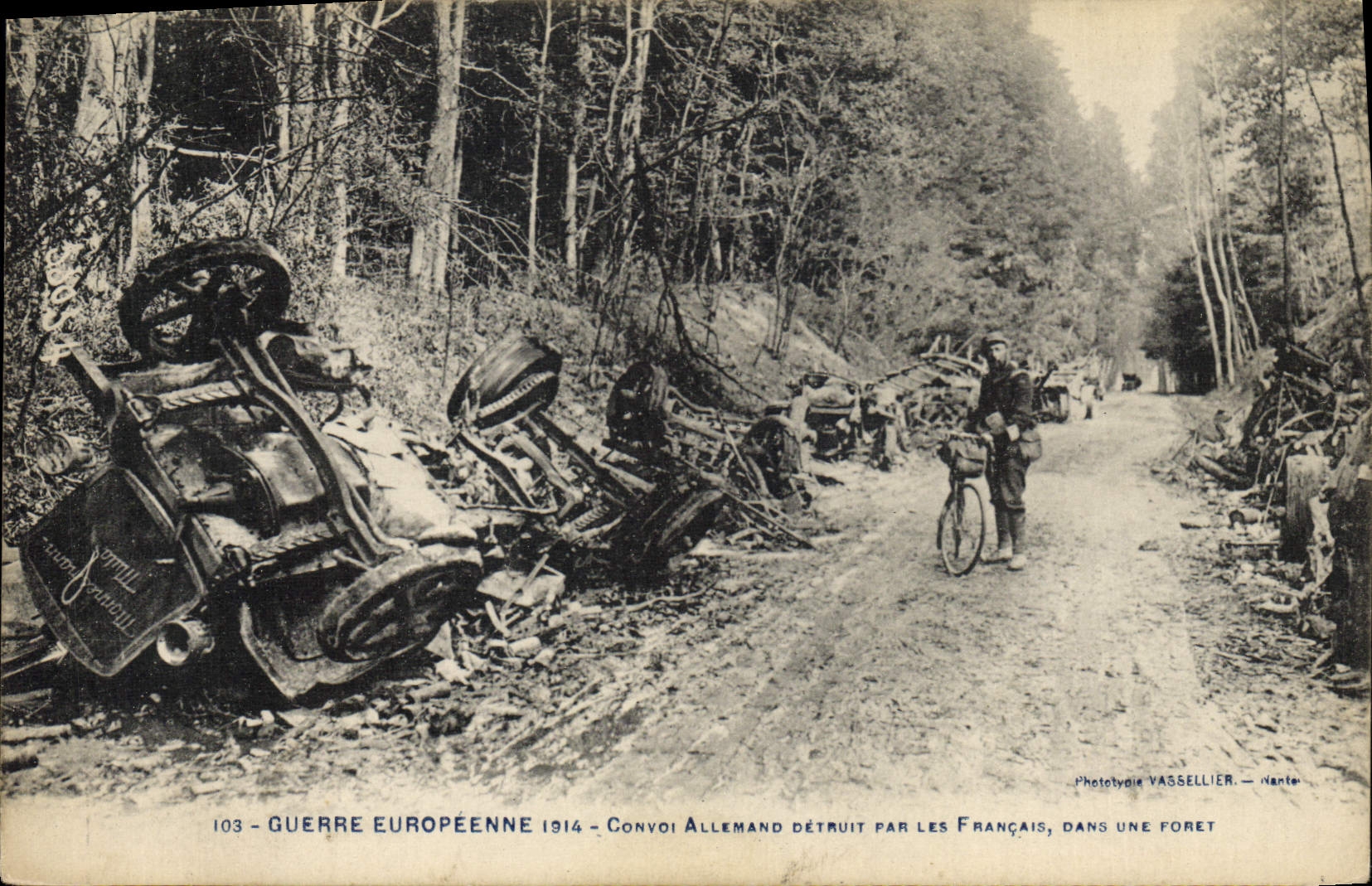 Convoglio tedesco distrutto dai francesi — Foresta — Fototipia VASSELLIER — N°103