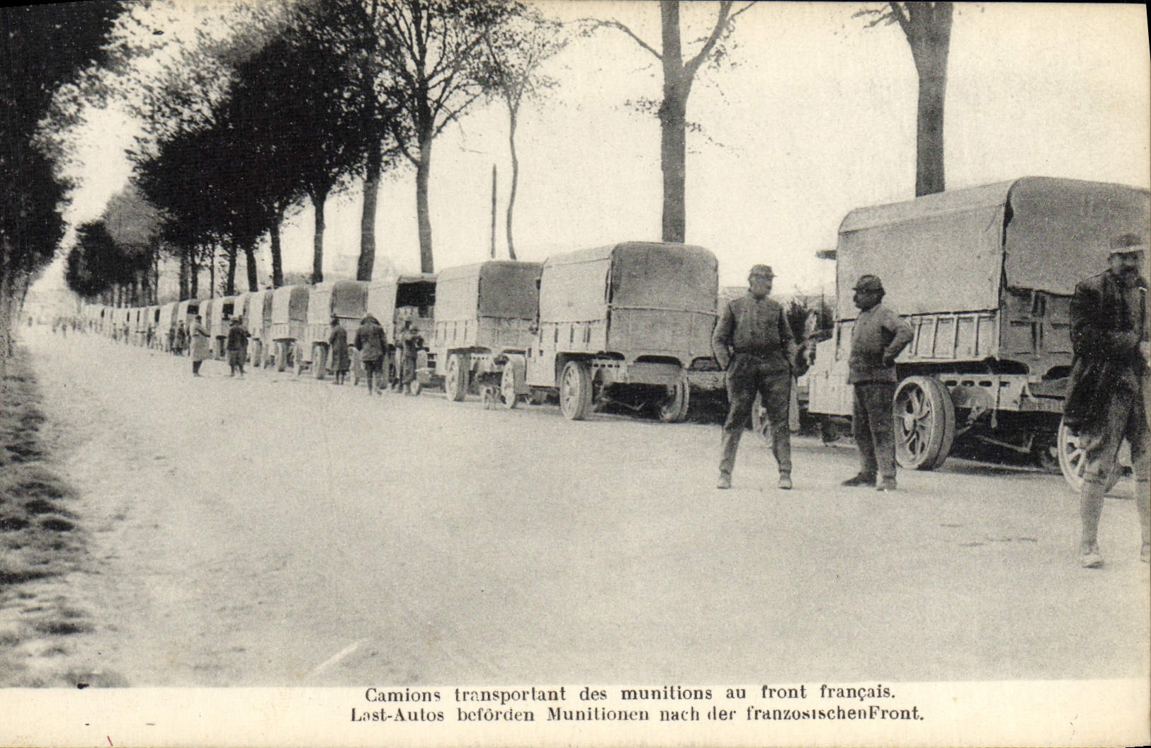 Camions transportant des munitions au front français — édition multilingue