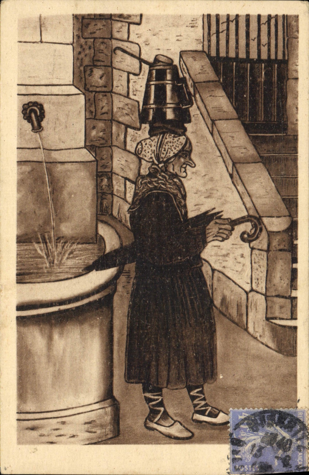 CPA Folklore Types basques Vieille femme portant la Herrade