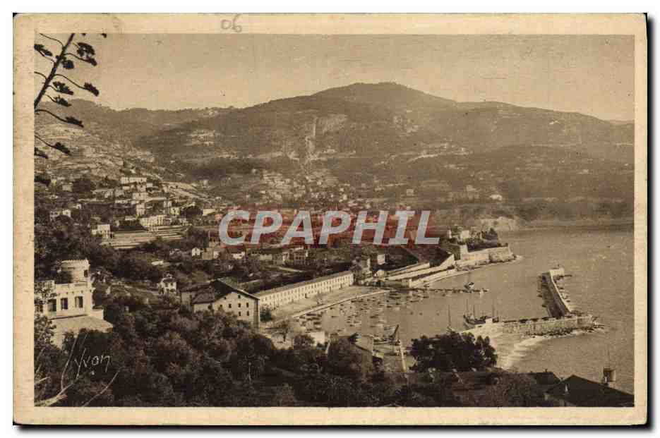 Villefranche-sur-Mer — vue du port et du montagne — Édition d'Art Yvon, n° 06