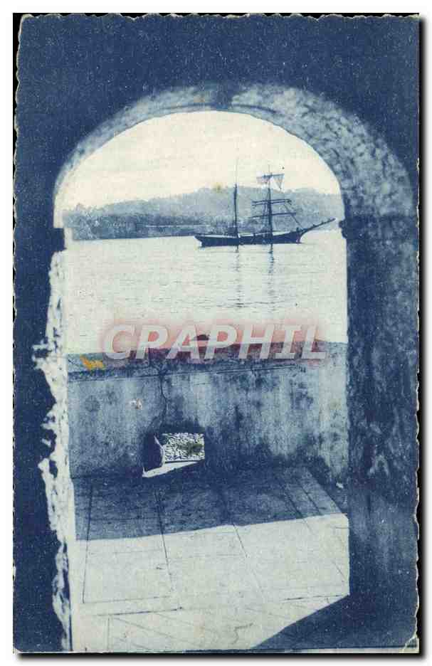 CPA Villefranche Sur Mer Arcades du Port Bateau Voilier