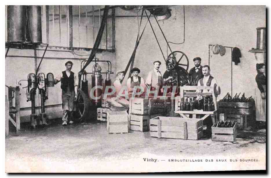 Vichy — Embouteillage des eaux des sources — éditeur Vichy