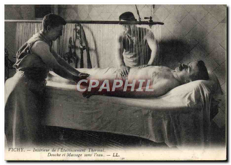 Vichy — Intérieur de l'Établissement Thermal — Douche et Massage sans l'eau — LL.