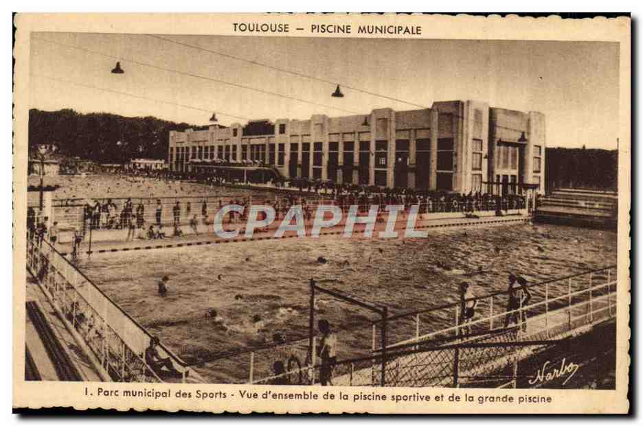 Toulouse — Piscine municipale — Parc municipal des Sports — Vue d'ensemble de la piscine sportive et de la grande piscine