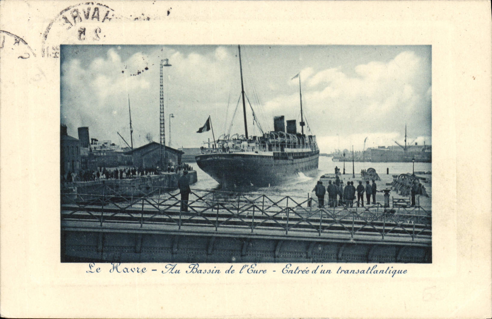 Le Havre - Au Bassin de l'Éure - Entrée d'un transatlantique — Éditeur E.P.D.