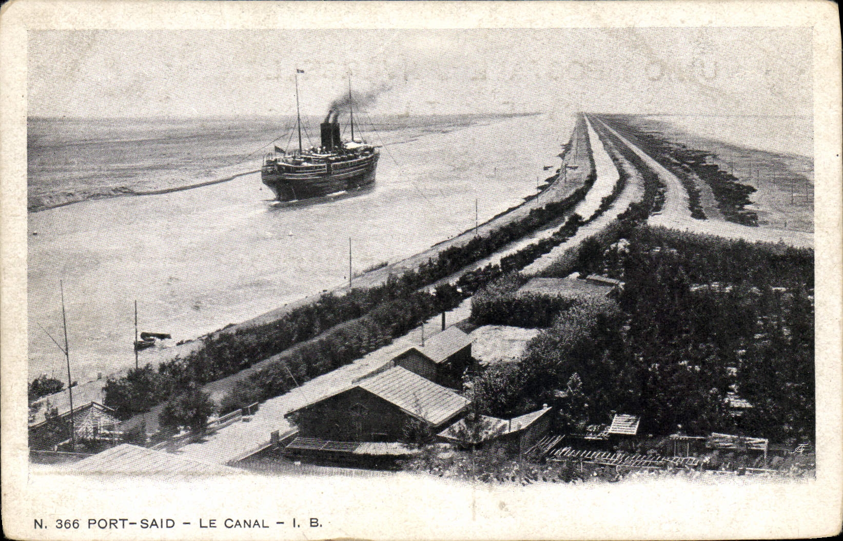 CPA Bateau Paquebot Egypt Egypte Port Said Le canal 