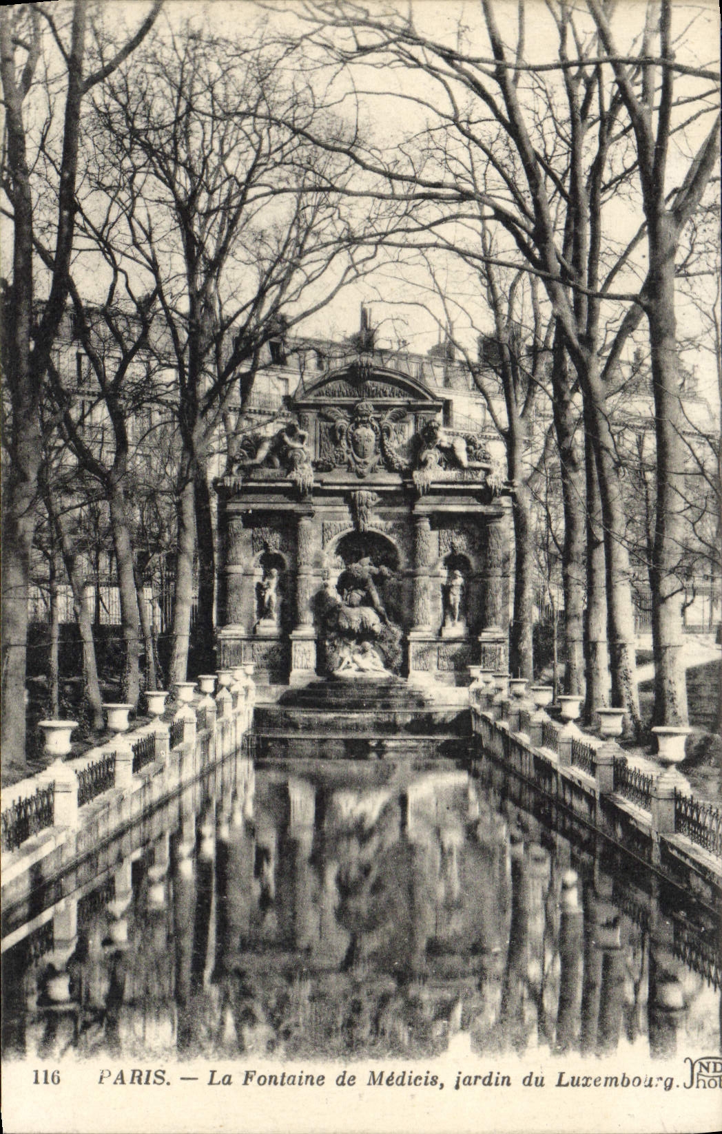 CPA Paris La Fontaine de Medicis Jardin du Luxembourg
