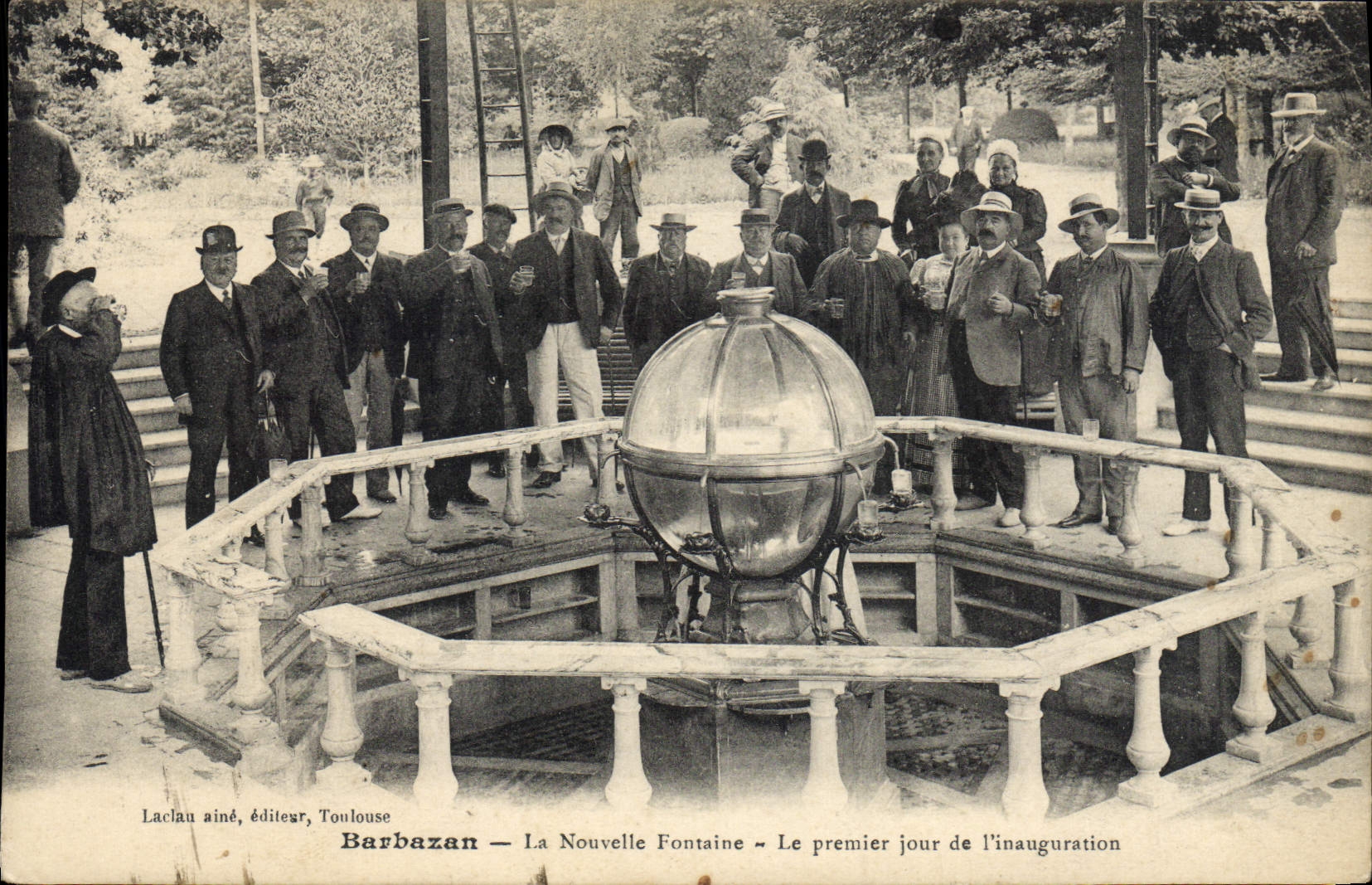 CPA Thermalisme Barbazan La nouvelle fontaine Le premier jour de l'inauguration