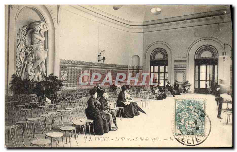 CPA Thermalisme Vichy Le parc Salle de repos 