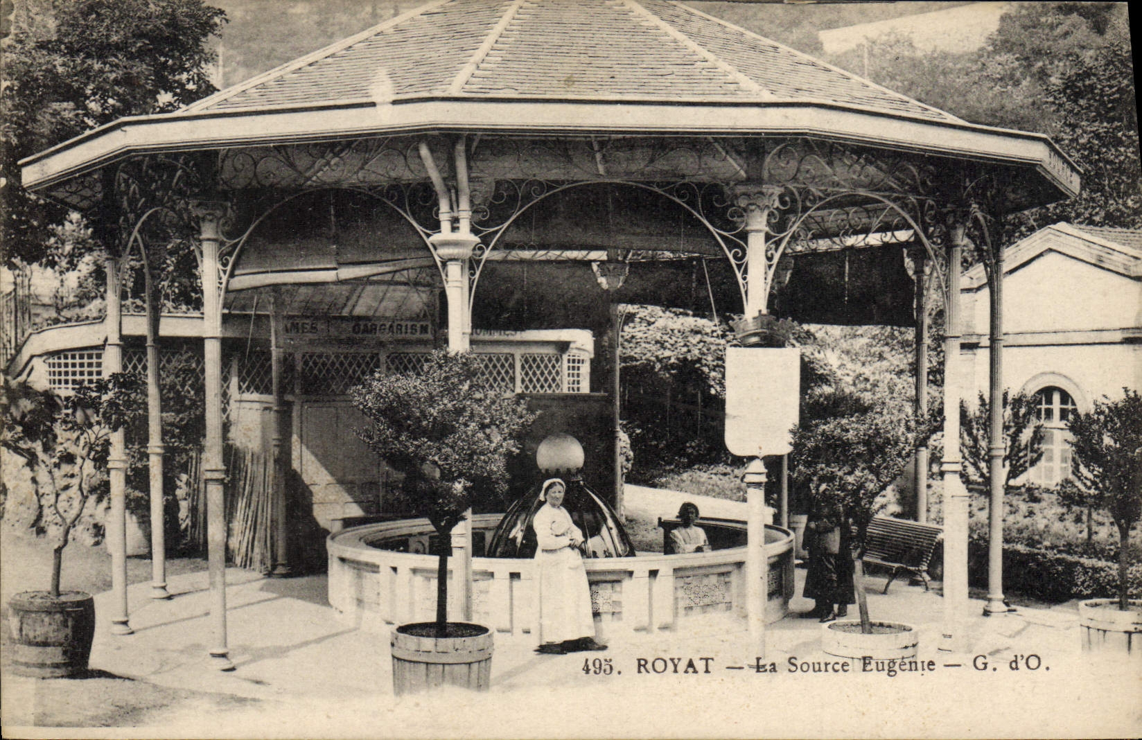 ROYAT — La Source Eugénie — G. d'O.
