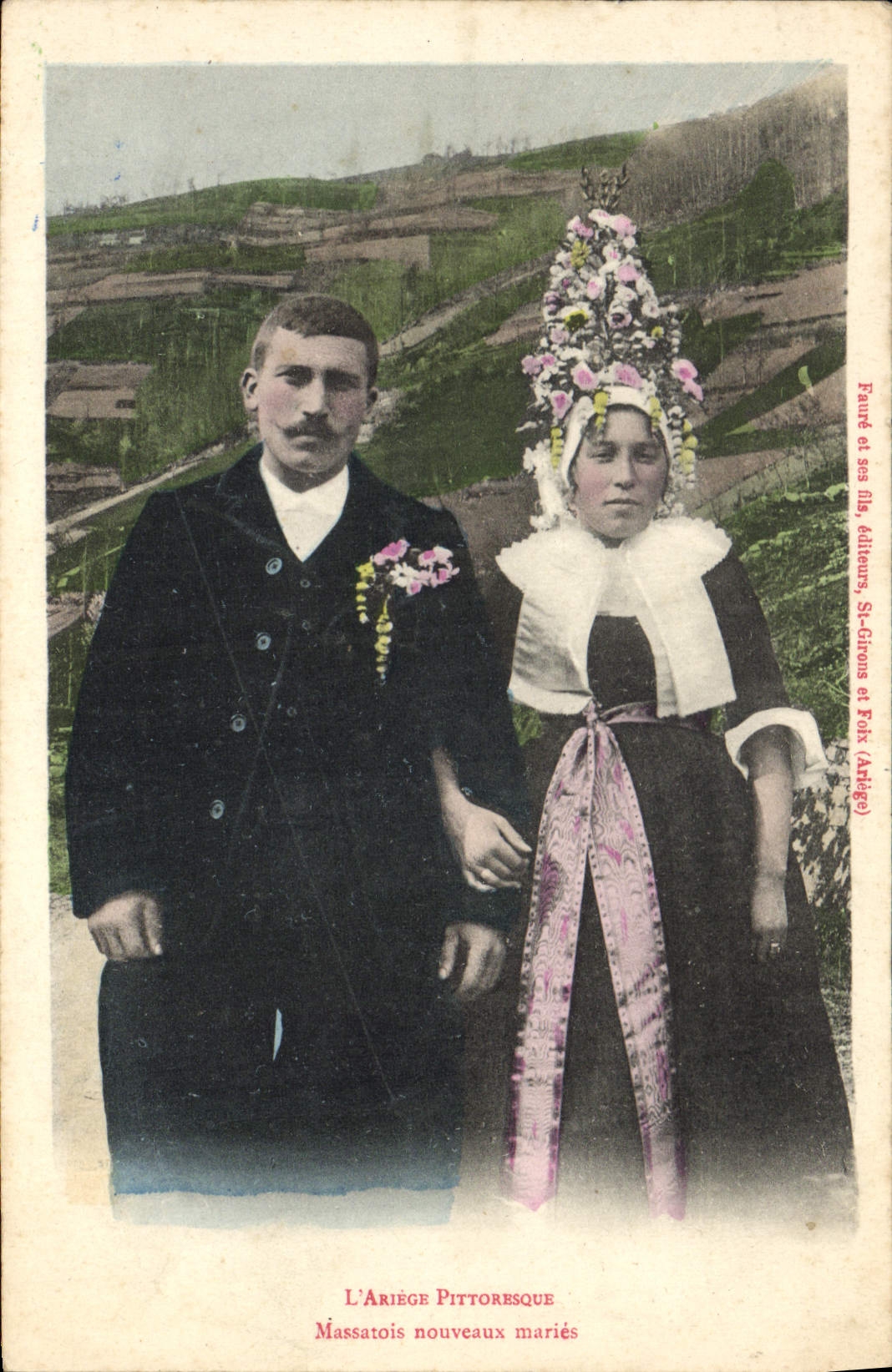 CPA Folklore Ariege Massatois nouveaux maries Mariage 