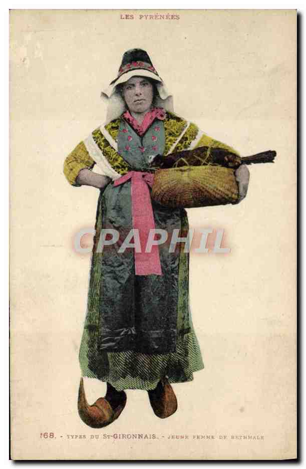 CPA Folklore Types du St Gironnais Jeune femme de Bethmale 