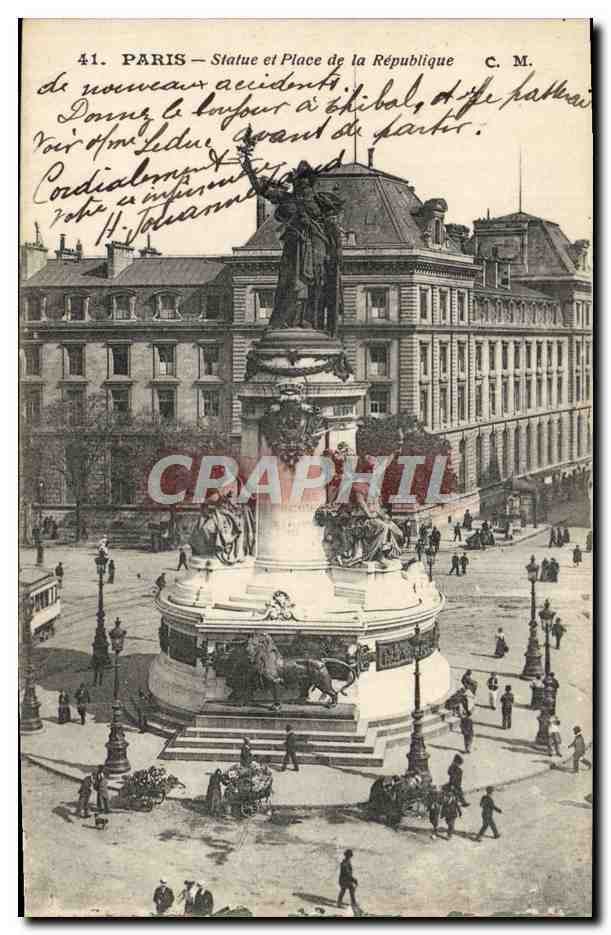 CPA Paris Statue Et Place De La Republique Lion