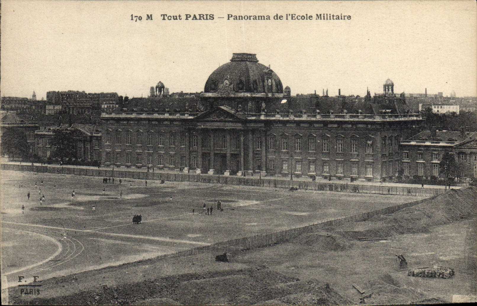 Panorama de l'École Militaire — Tout PARIS — 170 M