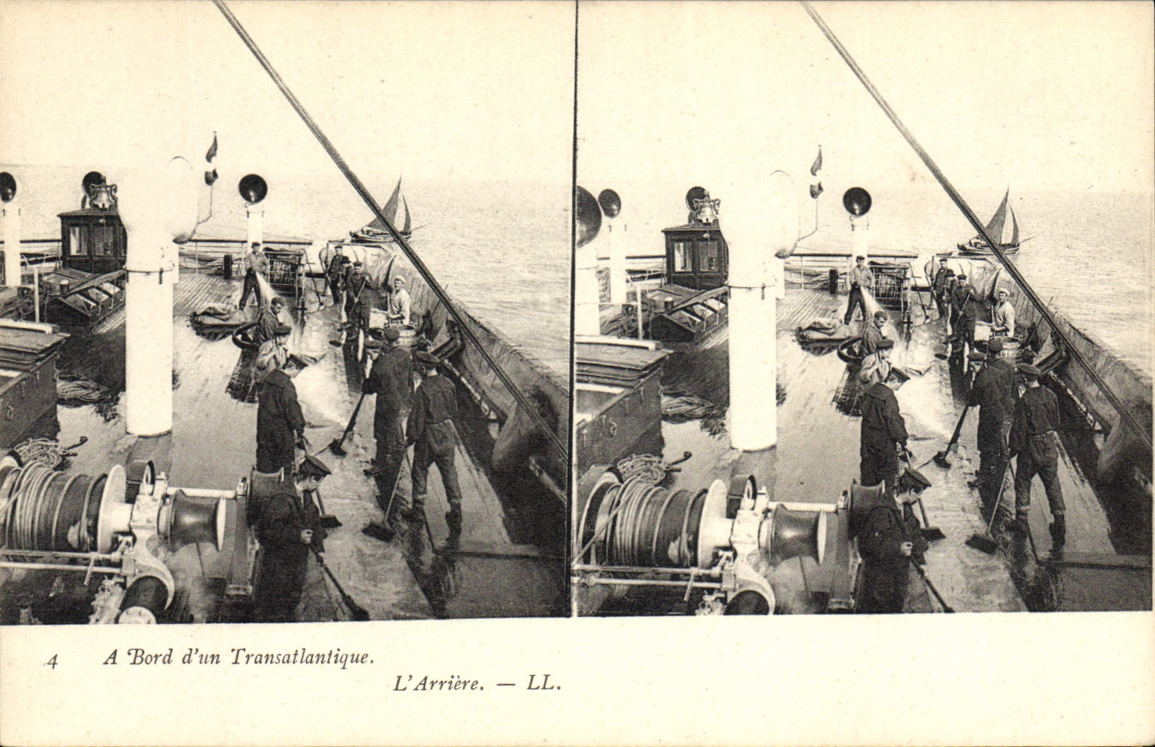 A Bord d'un Transatlantique — L'Arrière — LL. — N°4