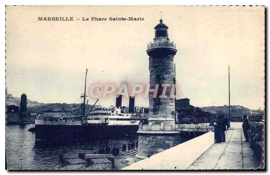 CPA Bateau Paquebot Marseille Le phare Sainte Marie 
