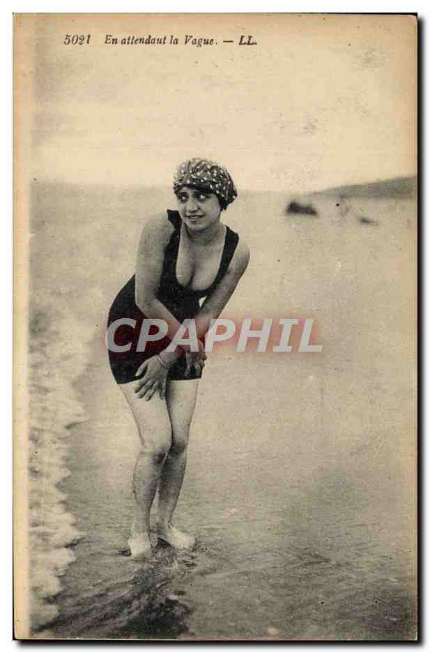 Femme en maillot de bain — En attendant la Vague — LL. n° 5021