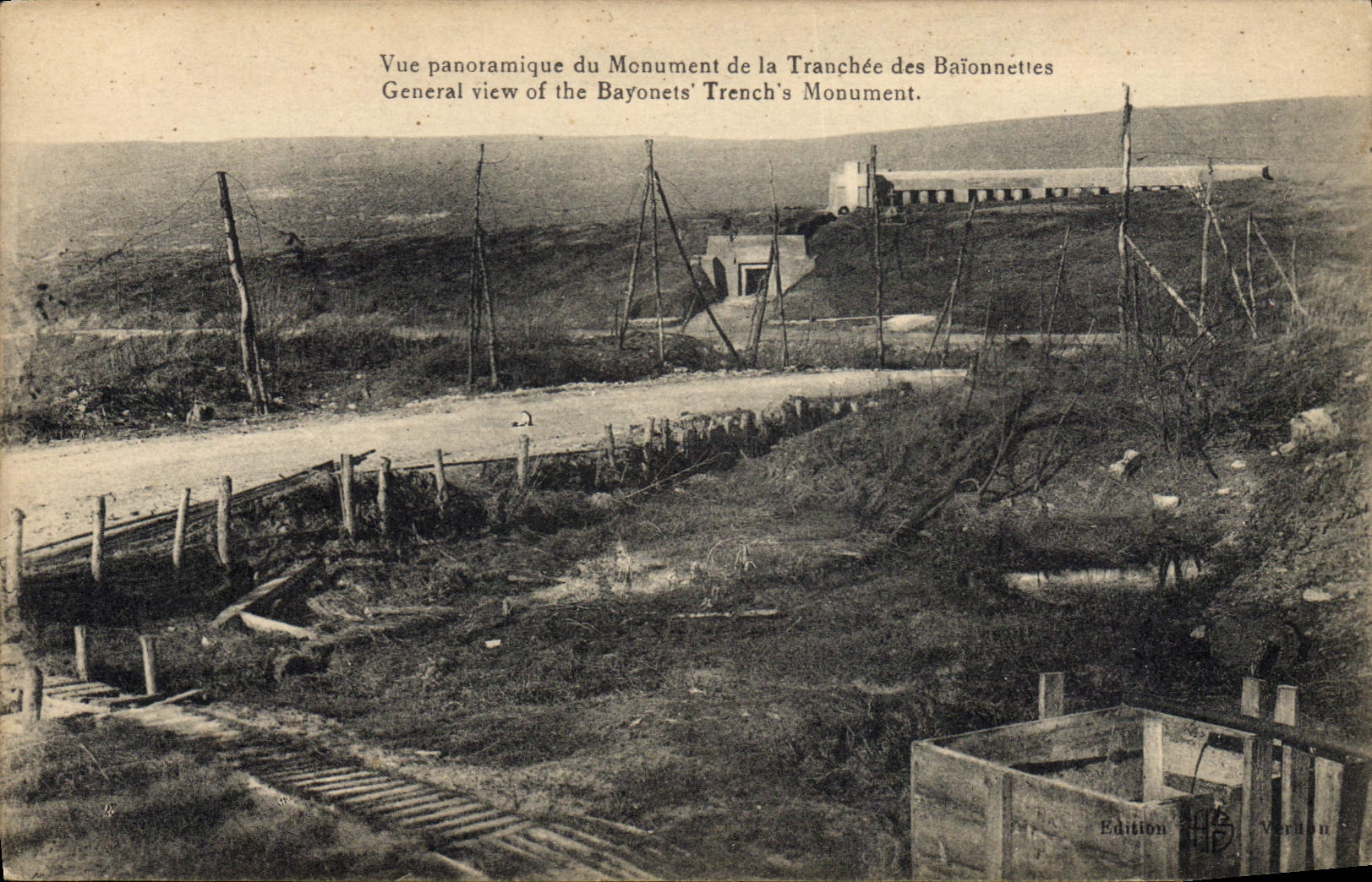 Monument de la Tranchée des Baïonnettes — Vue panoramique — Édition Verdon