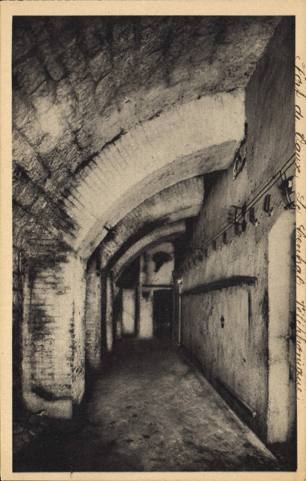 Fort de Vaux — Galerie souterraine — Édition Verdun