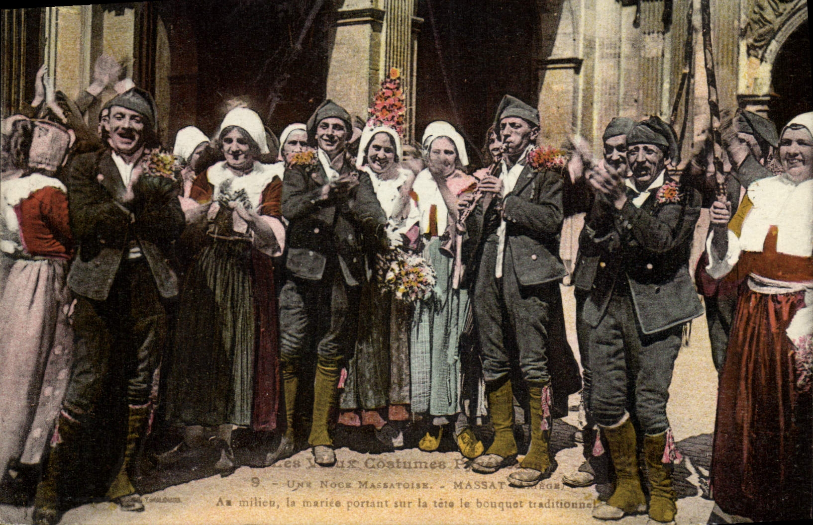 CPA Folklore Une noce Massatoise Massat Mariage 
