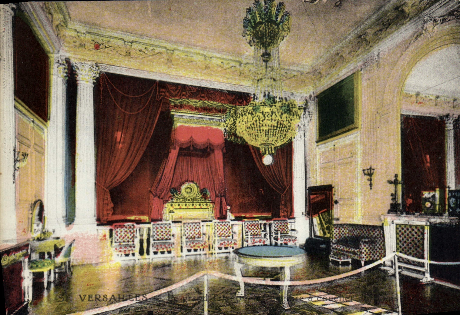 Versailles — Le Grand Trianon — Salle à coucher — Éditeur F. David, 21 rue des Réservoirs, Versailles