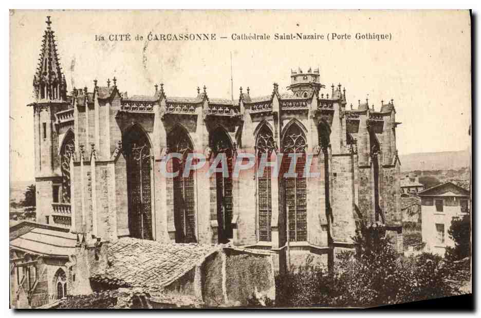 CPA La Cite De Carcassonne Cathedrale Saint Nazaire Porte gothique