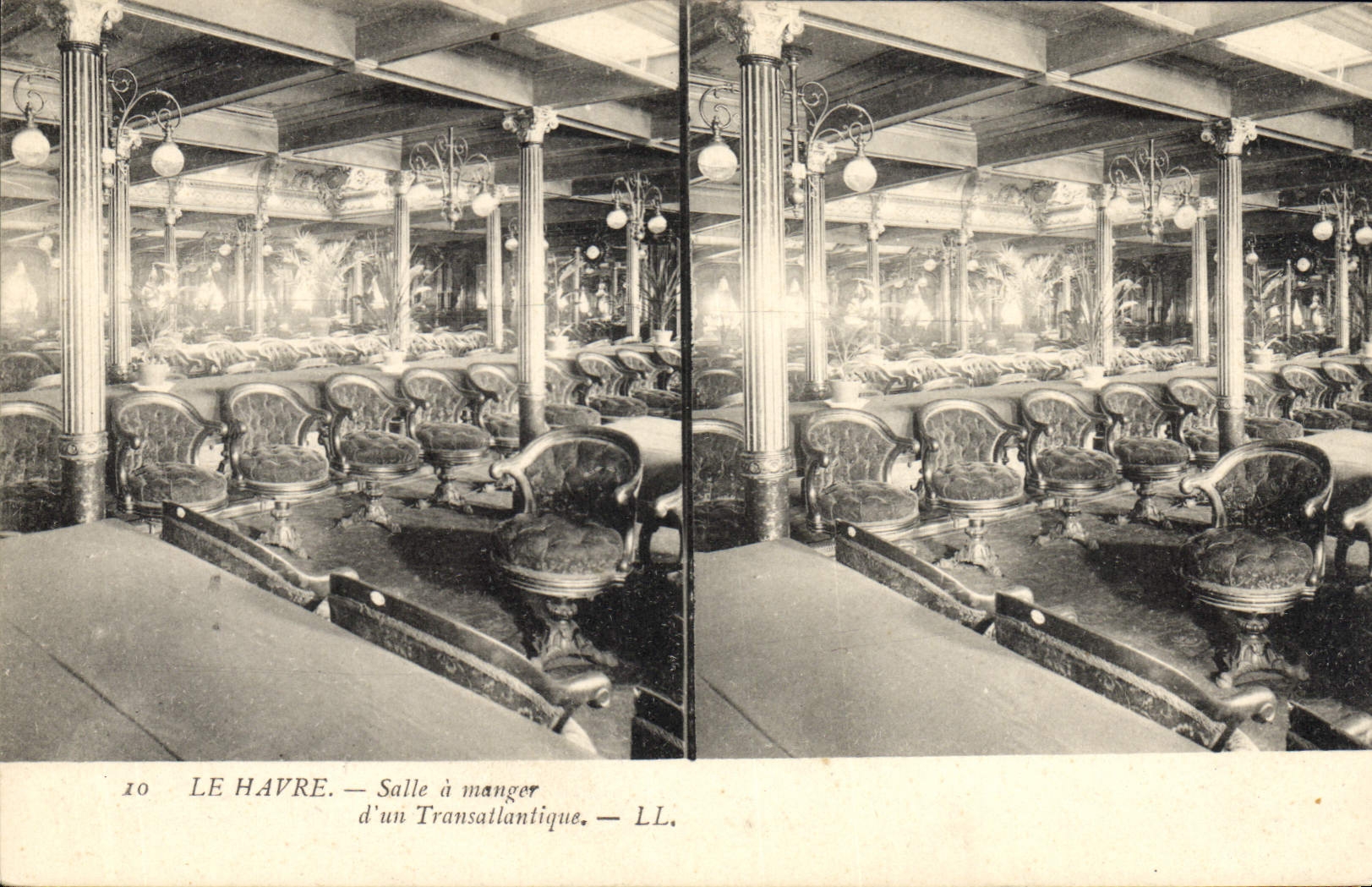 CPA Bateau Paquebot Transatlantique Salle a manger