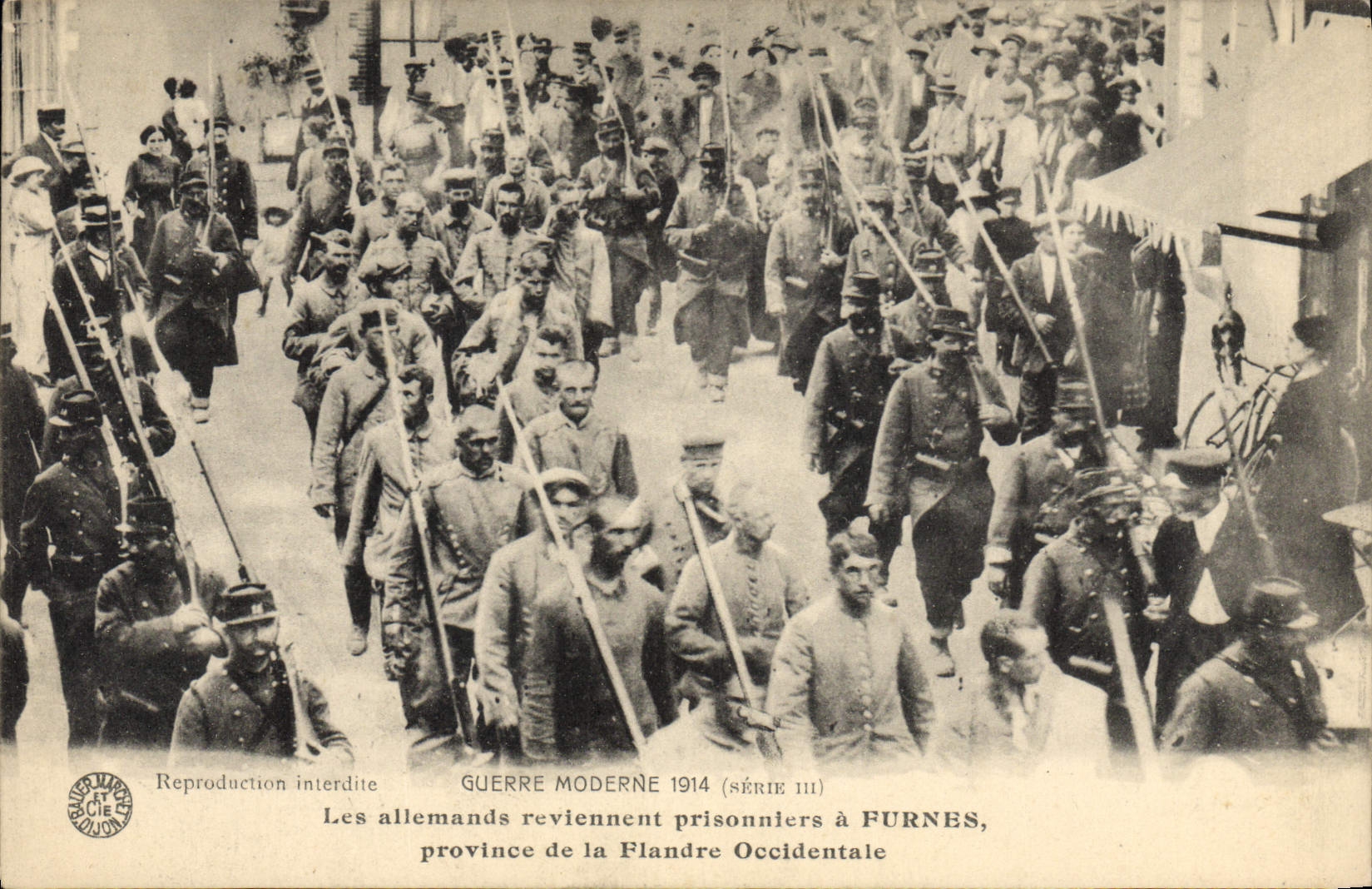 Les Allemands reviennent prisonniers à Furnes, province de la Flandre Occidentale — Guerre Moderne 1914 (Série III) — Éditeur : BOURJONCHICIE