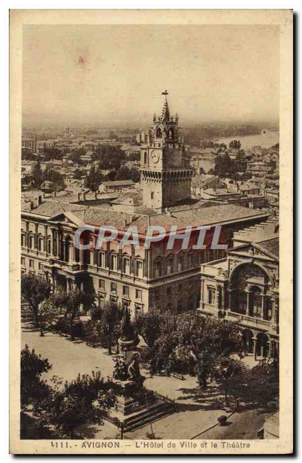 CPA Avignon L'Hotel de ville et le Theatre