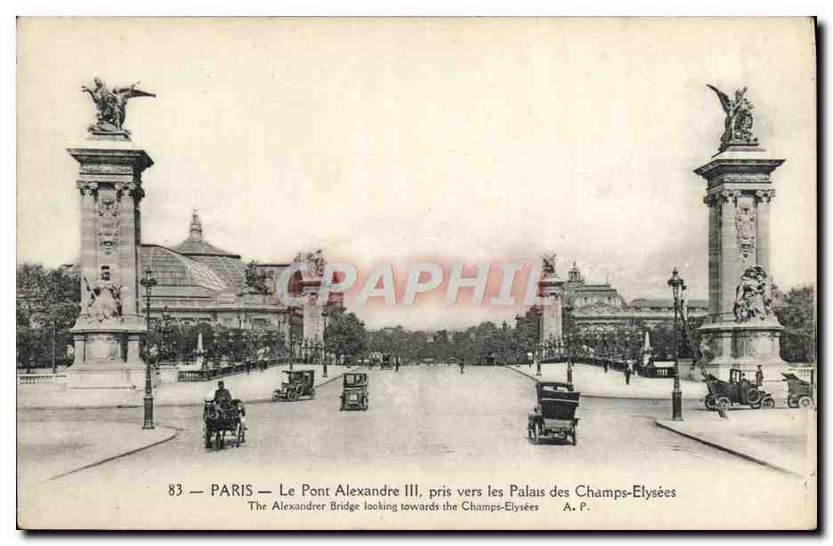 CPA Paris Le Pont Alexandre III pris vers les palais des Champs Elysees