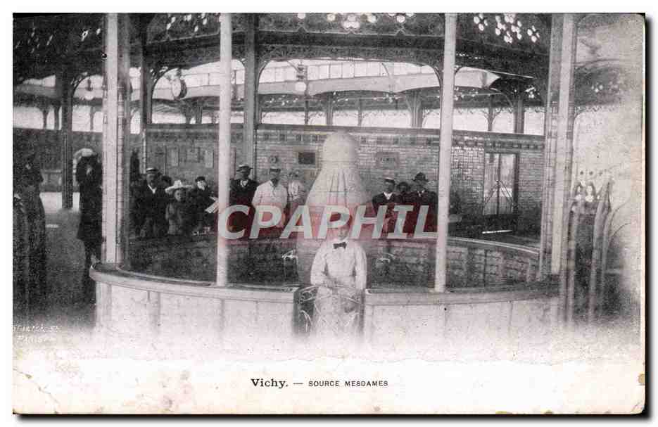 CPA Vichy Source Mesdames