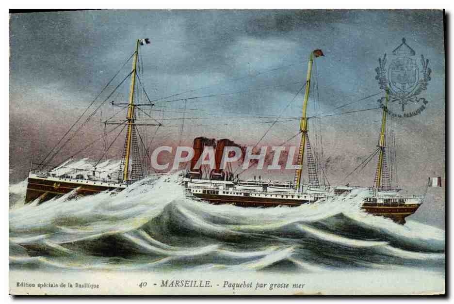 CPA Bateau Paquebot par grosse mer Marseille