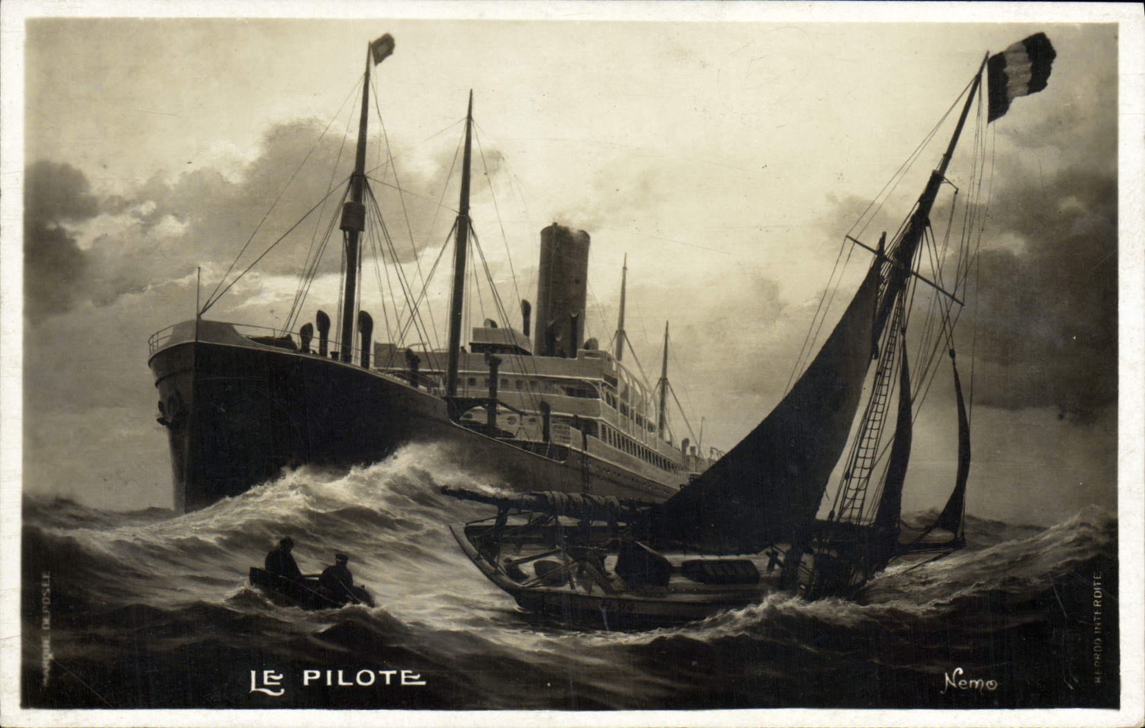Le Pilote — Navire de croisière et barque en mer — Nemo