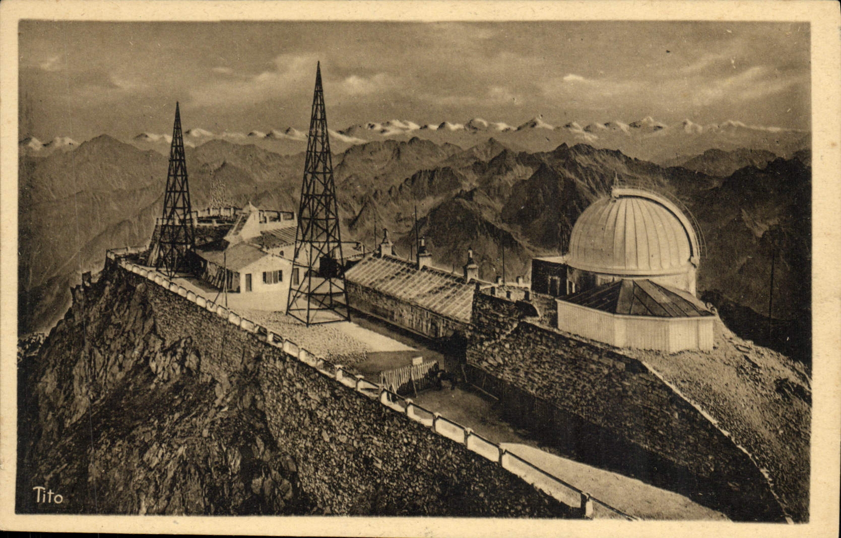 CPA Les Pyrenees L'Observatoire du Pic du Midi