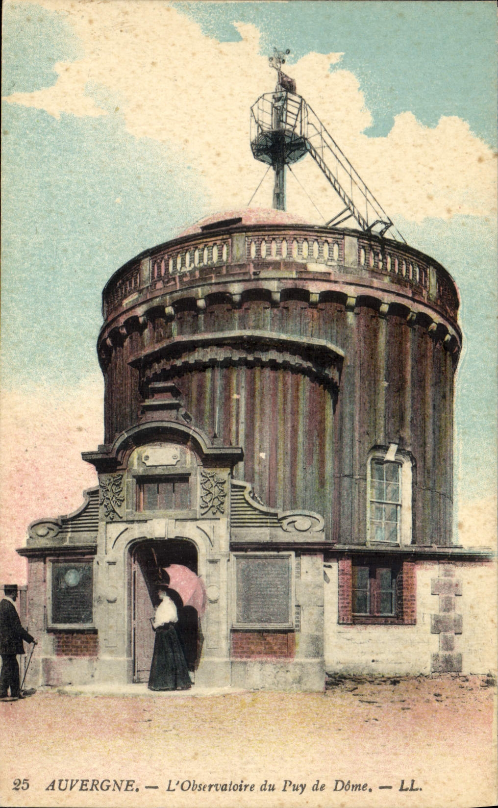 CPA Auvergne L'Observatoire du Puy de Dome 